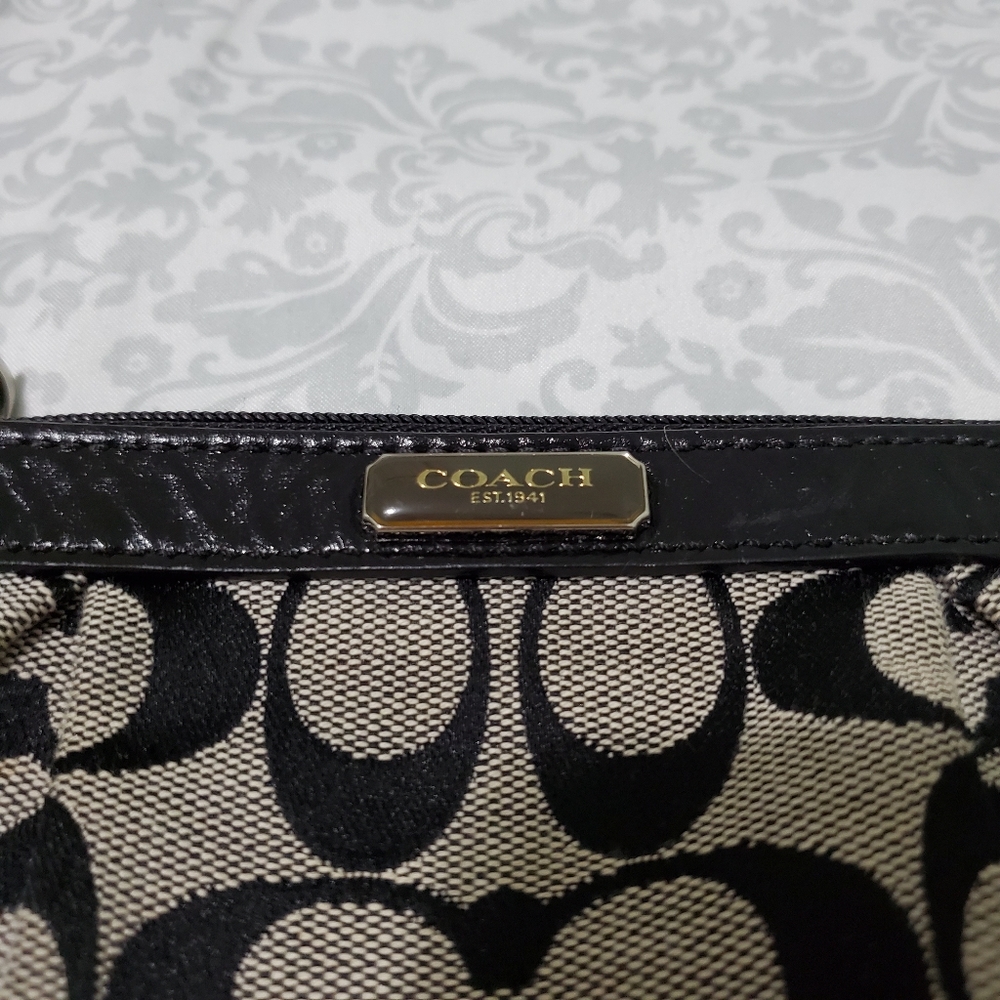 Coach clutch - Picture 2 of 4